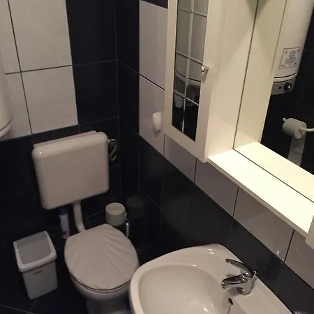 Andrea Apartman *
