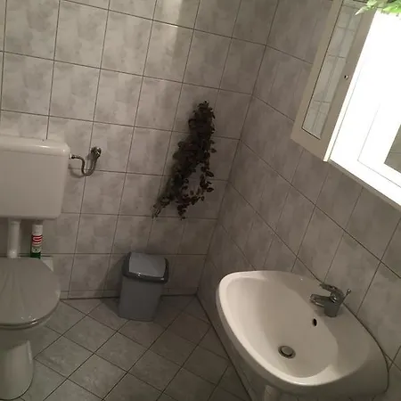 Appartamento Andrea Apartman *